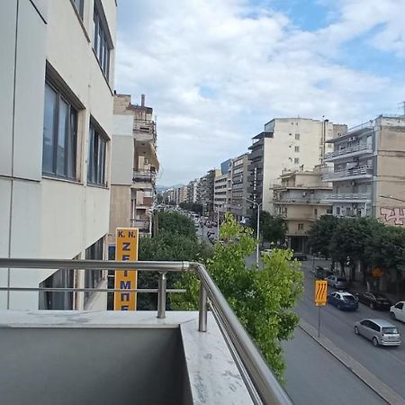 Sunny Street Studio Thessaloniki Buitenkant foto